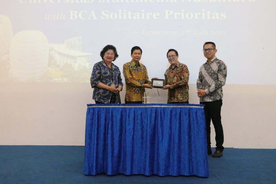 UMN Dan BCA Buka Pilar Pengembangan Bisnis Nasabah Solitaire Dan ...